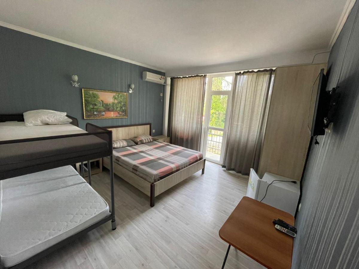 Mira Hotell New Athos Eksteriør bilde